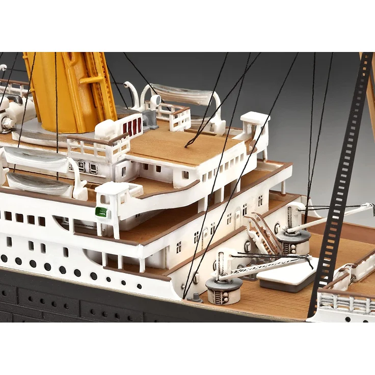 Revell Modellbausatz Schiff 1:400 - Geschenkset '100 Jahre TITANIC' im Maßstab 1:400, Level 5, originalgetreue Nachbildung mit vielen Details, Kreuzfahrtschiff, 05715 – Bild 6