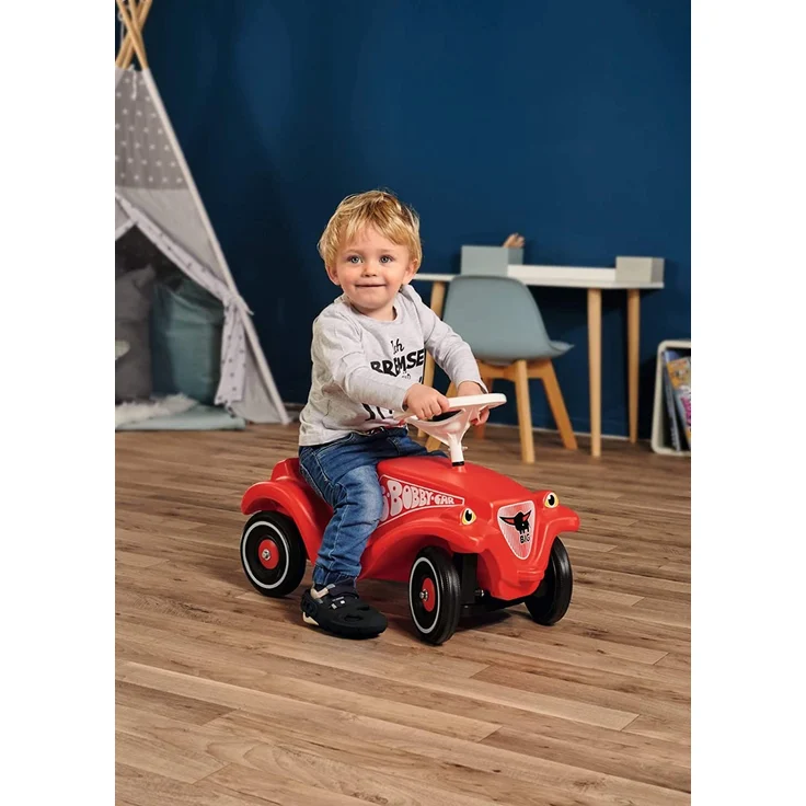BIG-Bobby-Car Classic - Kinderfahrzeug für Jungen und Mädchen, klassisches Rutschfahrzeug belastbar bis 50 kg, für Kinder ab 1 Jahr, rot – Bild 2
