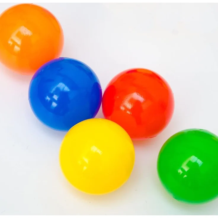 300 bunte Bälle für Bällebad 5,5cm Babybälle Plastikbälle Baby Spielbälle – Bild 4
