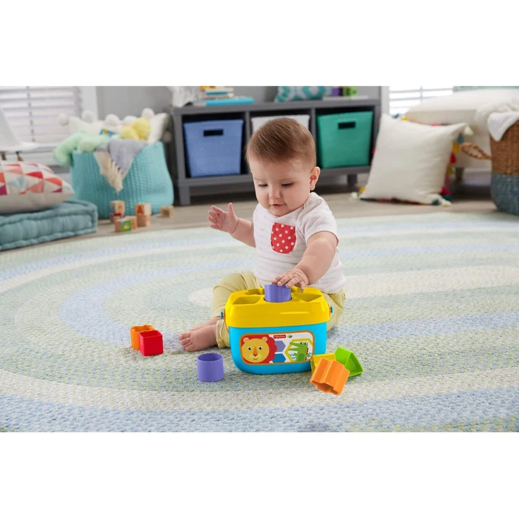 Fisher-Price FFC84 - Babys Erste Bausteine Baby Spielzeug Formensortierspiel mit Spielwürfeln und Eimer zum Verstauen ab 6 Monaten – Bild 2