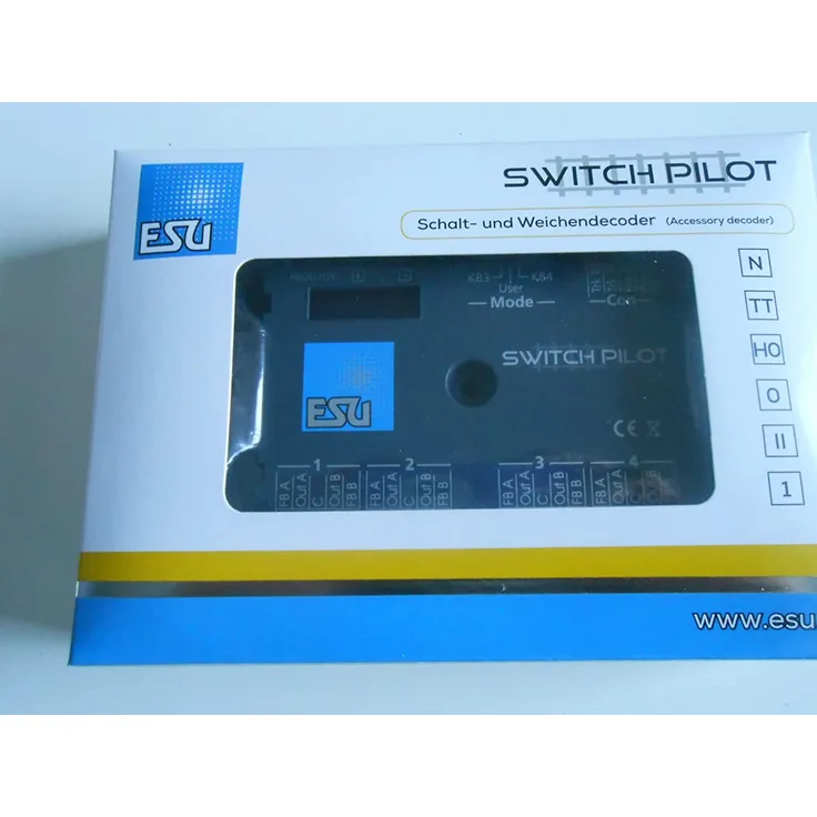 ESU 51830 SwitchPilot 3 4-fach Magnetartikeldecoder DCC/MM OLED