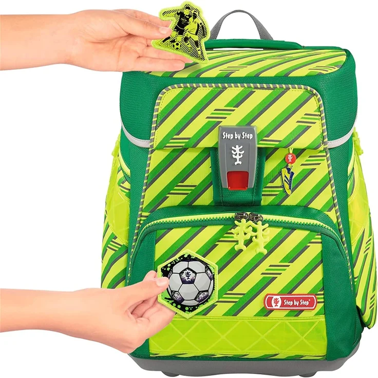 STEP BY STEP Schulranzen Set SPACE NEON 5-teilig "Funky Soccer" – Bild 9