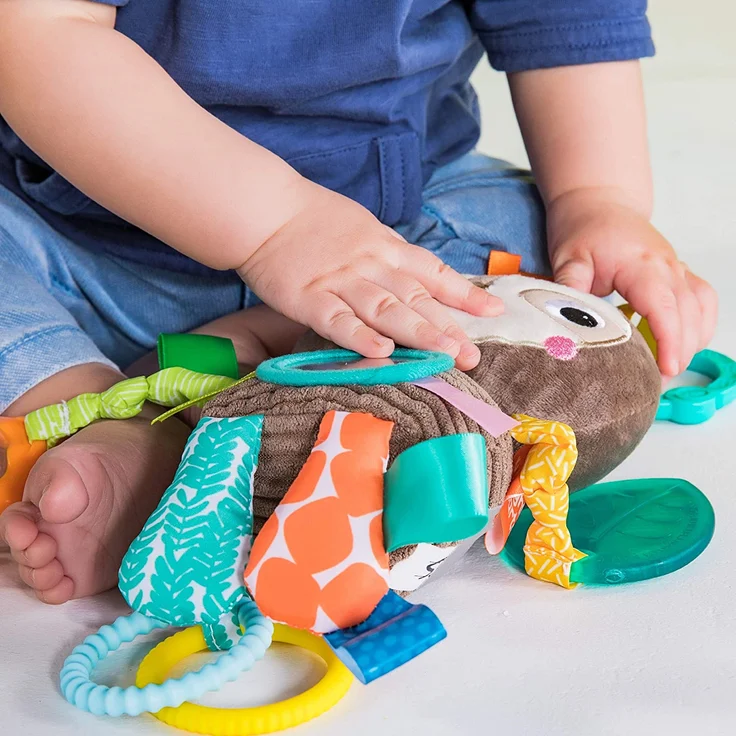 Bright Starts - Playful Pals - Greifling Faultier - Rassel Beißring Knistereleme – Bild 5