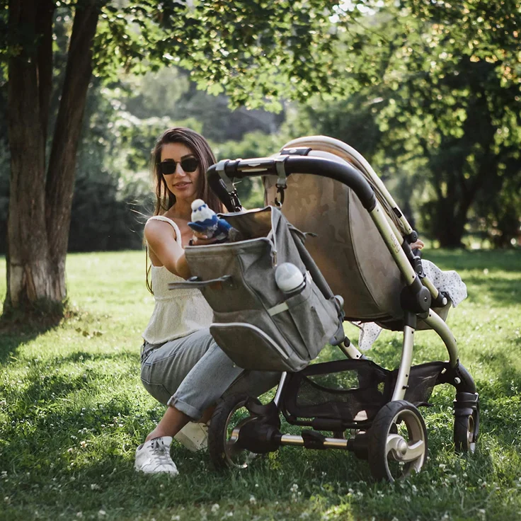 NEVEQ Baby Wickelrucksack, Babytasche für Reise, Wickeltasche Große Kapazität, Multifach Reise Rucksack Wasserdicht Fächer Babyflaschehälter (Grau und Braun) – Bild 7