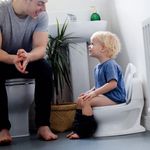 Nuby Dr. Talbot's - My Real Potty - Kinder Töpfchen mit Spülgeräusch - Toilettentrainer für Kinder - mit echtem Sound und Batterien sind im Lieferumfang enthalten - Toilette Weiß - 18+ Monate