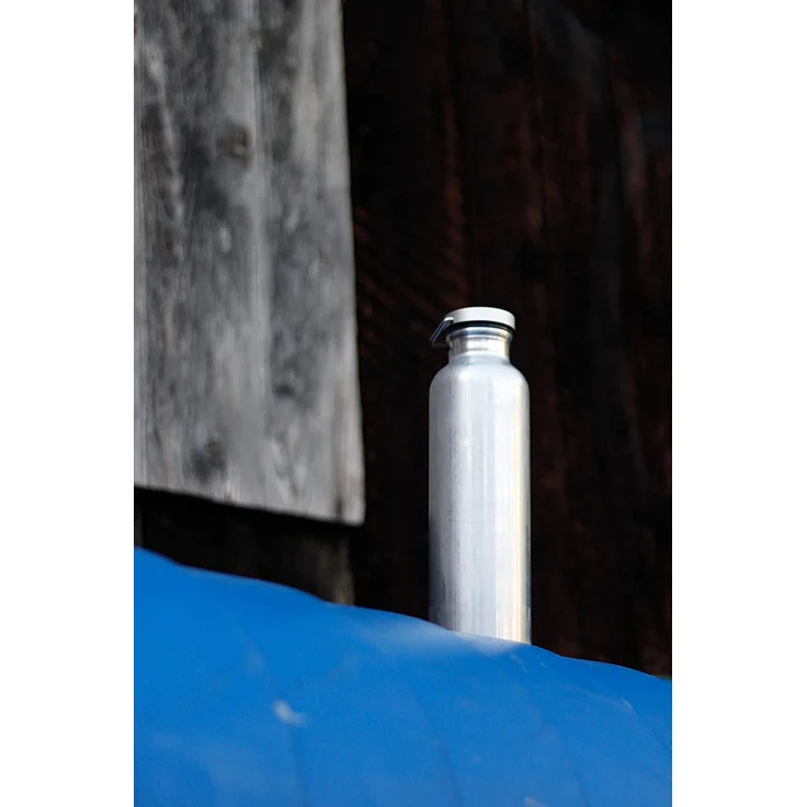 SIGG Original Alu Trinkflasche (0.5 L), schadstofffreie und besonders auslaufsichere Trinkflasche, federleichte Trinkflasche aus Aluminium – Bild 2