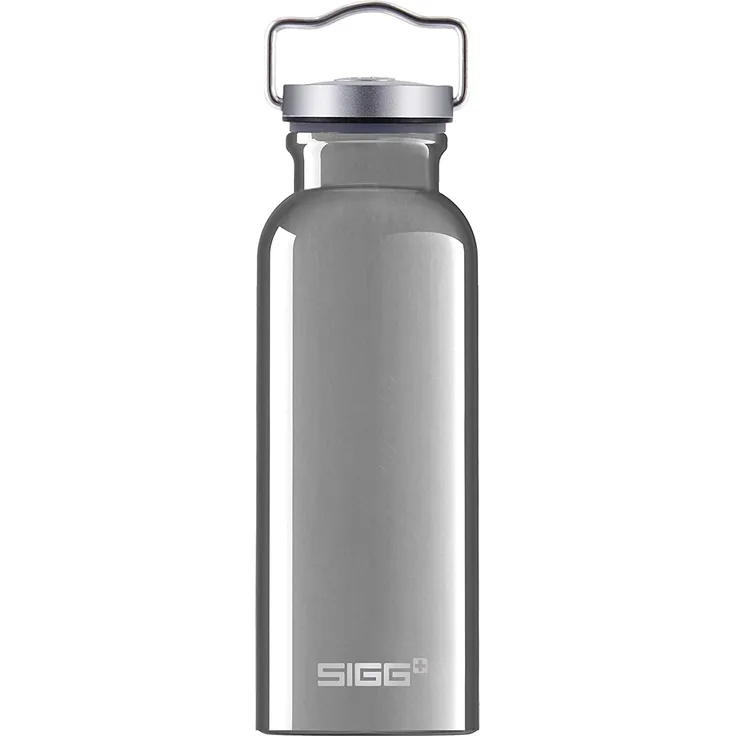 SIGG Original Alu Trinkflasche (0.5 L), schadstofffreie und besonders auslaufsichere Trinkflasche, federleichte Trinkflasche aus Aluminium