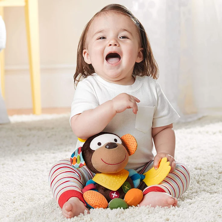 Skip Hop Bandana Buddies Aktivitätsspielzeug, Plüschtier für Babys und Kinder, mehrfarbig, Affe – Bild 2