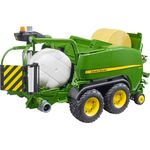 Bruder 02032 'John Deere Rundballen-Presswickelkombination C441R', ab 4 Jahren, inkl. ockerfarbenem und weißem Rundballen - Preisvergleich