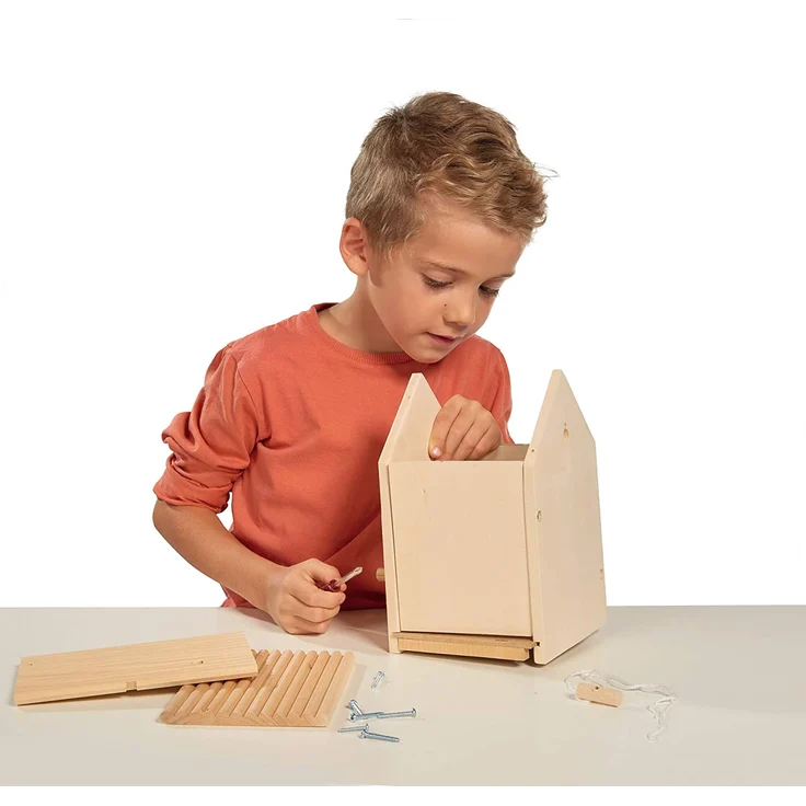 Eichhorn 100004581 Outdoor-100004581-Vogelhaus aus Holz, zum Zusammenbauen und Bemalen, inkl. Pinsel und Farben, 14x14x24cm Lindenholz, DIY, Bunt – Bild 4