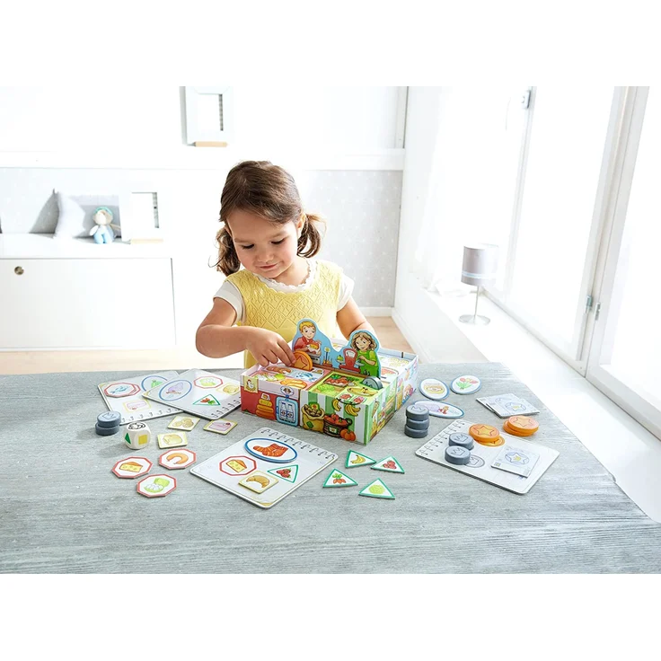 HABA 302781 – Meine ersten Spiele – Einkaufen, Spiel ab 2 Jahren mit 3D-Marktstand und Spielmaterial aus Holz – Bild 3