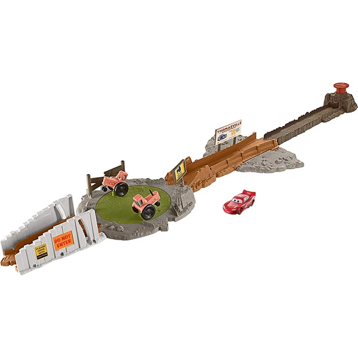 Mattel Disney Cars FLK03 Disney Cars Smokeys Traktor-Trainingspiste, braun – Bild 1