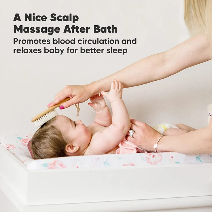 Baby Haarbürste für Neugeborene - Natürliche Holz Baby Bürste mit Weichen Ziegenborsten - perfektes Kopfhautpflege Haarbürste Baby, Säuglinge, Kleinkinder - Baby Haarbürste Neugeborene (Walnuss) - Preisvergleich – Bild 5