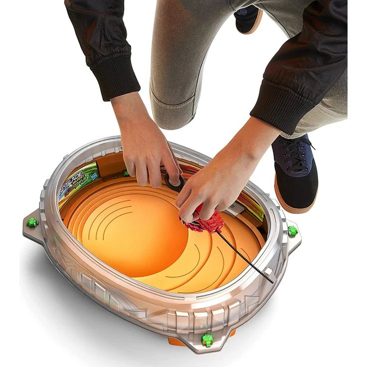 Hasbro Beyblade Burst QuadDrive Cosmic Vector Battle Set − Beystadium-Arena, 2 Kreisel und 2 Starter, für Kinder ab 8 Jahren, Multi – Bild 3