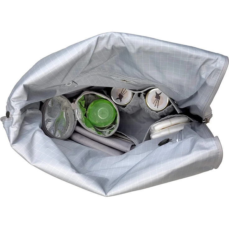 LÄSSIG Baby Wickelrucksack mit Wickelunterlage, Kinderwagenbefestigung, Flaschenwärmer wasserabweisend nachhaltig produziert/Rolltop Backpack grey – Bild 3