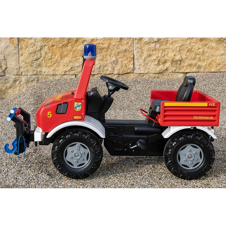 Rolly Toys rollyUnimog Feuerwehr Unimog mit Seilwinde rollyPowerwinch, ohne Schaltung, Tretfahrzeug für Kinder, verstellbarer Sitz, Flüsterlaufreifen, Front-/Heckkupplung, max. Belastbarkeit 35kg, Feuerwehrauto, Rot – Bild 4
