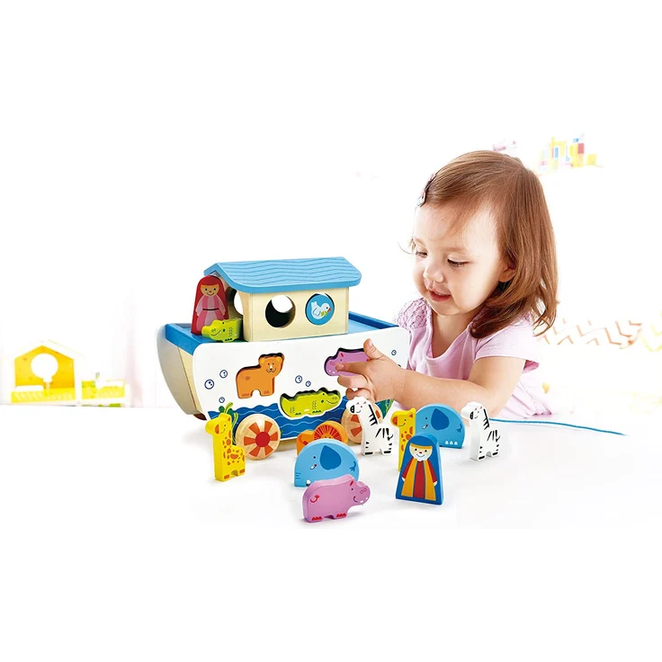 Hape E8049 - Nachzieh-Arche, Nachziehspielzeug, inkl. Formensortierer und Figuren, aus Holz, ab 12 Monate – Bild 2