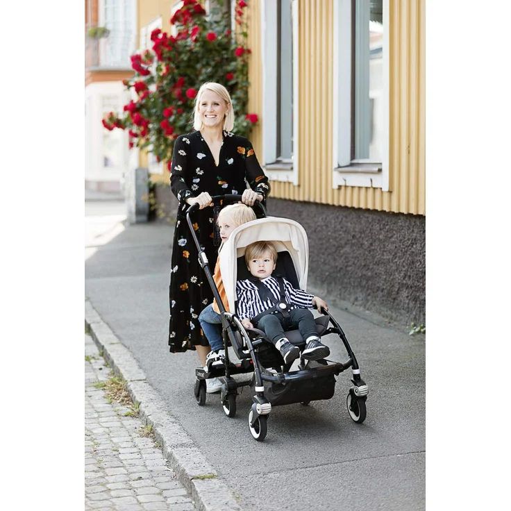 Lascal BuggyBoard Maxi+, Kinderbuggy Trittbrett mit großer Stehfläche und Saddle, Kinderwagen Zubehör für Kinder von 2-6 Jahren (22 kg), kompatibel mit fast jedem Buggy und Kinderwagen, schwarz – Bild 7