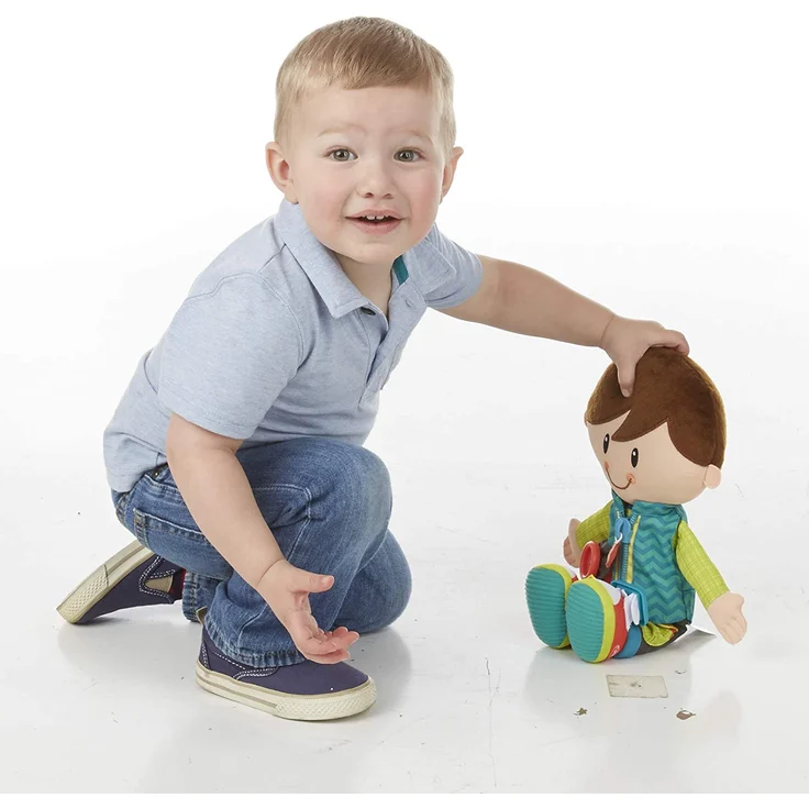 Playskool Classic Anziehspaß-Freunde (Junge), Activity Plüschpuppe für Kleinkinder ab 2 Jahren - Exklusiv bei Amazon – Bild 3
