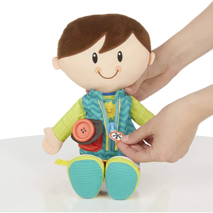 Playskool Classic Anziehspaß-Freunde (Junge), Activity Plüschpuppe für Kleinkinder ab 2 Jahren - Exklusiv bei Amazon – Bild 5