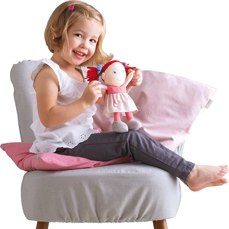 Haba 5737 - Puppe Mirli weiche Stoffpuppe, für Babys ab 6 Monaten zum Spielen, Kuscheln und Trösten, ideales Geschenk zur Geburt und Taufe, Lieferung in hochwertiger Geschenkverpackung – Bild 12