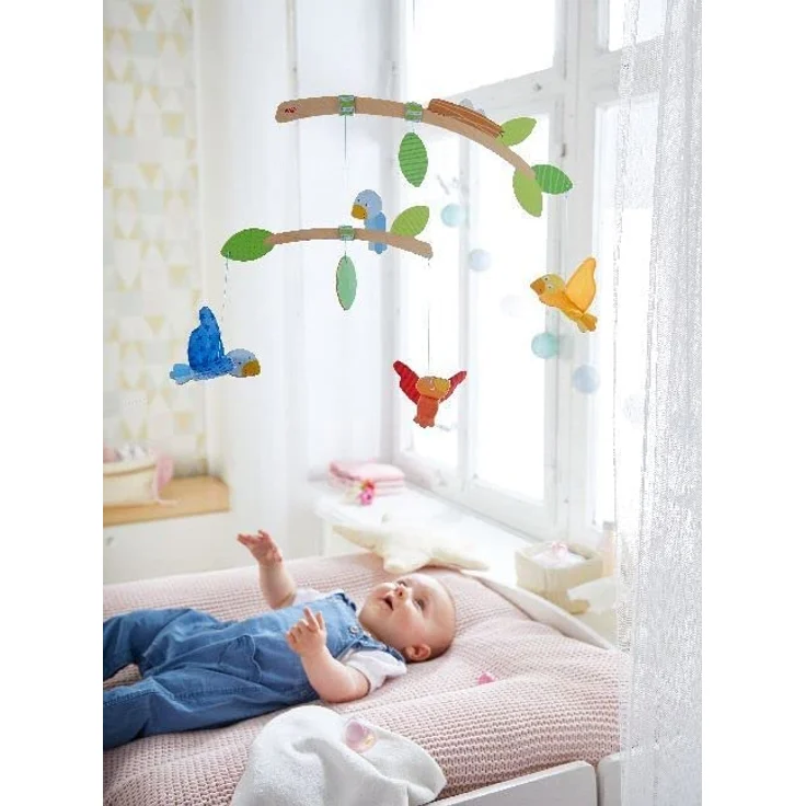 HABA 304314 - Mobile Vögelchen, Babyspielzeug für den Wickeltisch, stimuliert die Sinne von Babys, ideal als Geschenk zur Geburt und Taufe – Bild 3