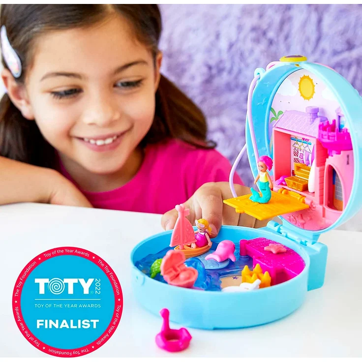 Polly Pocket GTN20 - Delfinstrand Schatulle, 2 kleine Puppen, 5 Überraschungen, 13 Zubehörteile, Pop + Swap-Funktion, Spielzeug ab 4 Jahren – Bild 2