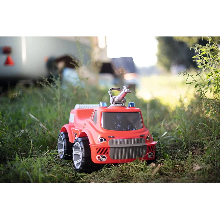 BIG-Power-Worker Maxi Firetruck, großes Spielzeug Auto mit Wasserspritze, Reifen aus Softmaterial, rot, für Kinder ab 2 Jahren – Bild 7