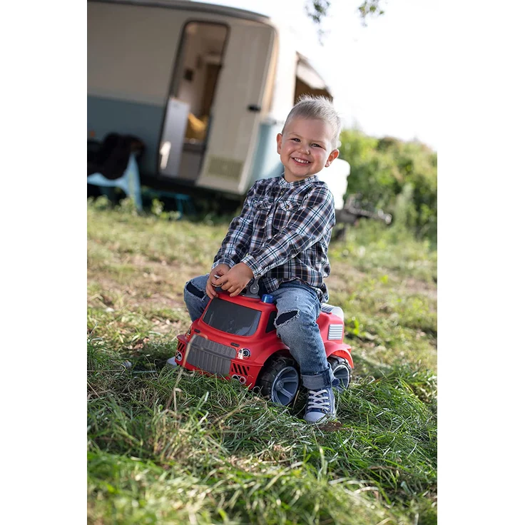 BIG-Power-Worker Maxi Firetruck, großes Spielzeug Auto mit Wasserspritze, Reifen aus Softmaterial, rot, für Kinder ab 2 Jahren – Bild 10