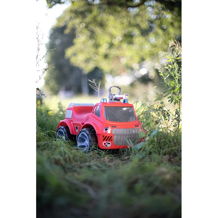 BIG-Power-Worker Maxi Firetruck, großes Spielzeug Auto mit Wasserspritze, Reifen aus Softmaterial, rot, für Kinder ab 2 Jahren – Bild 8