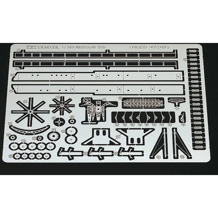 TAMIYA 300078029 1:350 US Schlacht. BB-63 Missouri (`91) – Bild 8