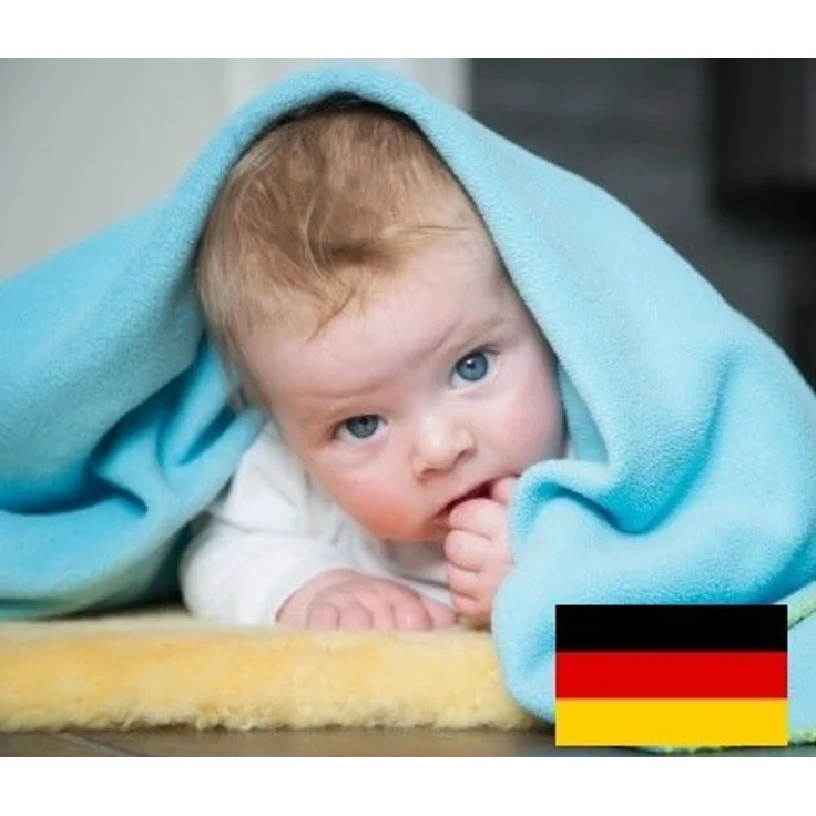 Lammfell fürs Baby, ca. 80 cm. In DEUTSCHLAND hergestellt, FABRIKFRISCH, medizinisch gegerbte Merino-Lammfelle, 30°C waschbar, Öko-Tex. Schadstoffarmes Babyfell in Geschenkqualität. Ca. 80cm – Bild 4