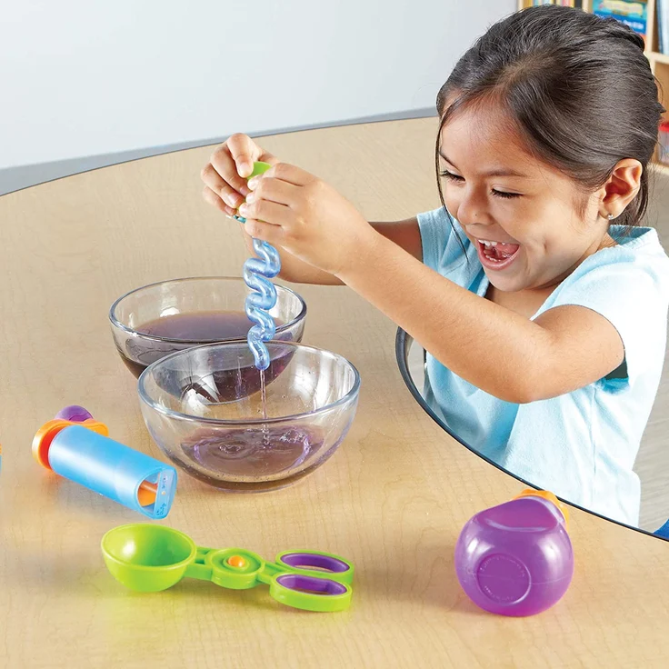 Learning Resources Sand und Wasser feines Motor Werkzeug Set – Bild 3