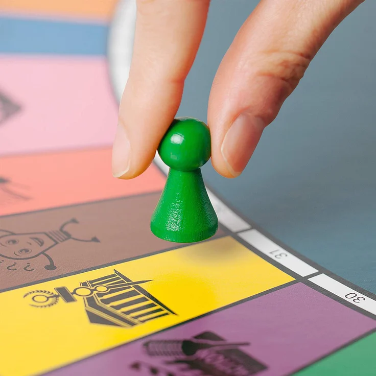 Alleswisser - Das Brettspiel, interaktives Quiz-, Wissens- und Familienspiel mit App für iOS und Android mit Tasche im Kunst & Kultur-Layout – Bild 5