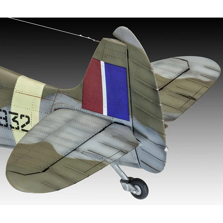 Revell Modellbausatz Flugzeug 1:32 - Supermarine Spitfire Mk.IXc im Maßstab 1:32, Level 5, originalgetreue Nachbildung mit vielen Details, 03927 – Bild 6