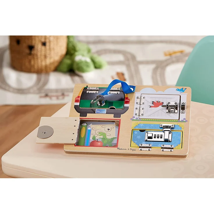 Melissa & Doug Spielbrett mit Schlössern und Riegeln – Bild 7