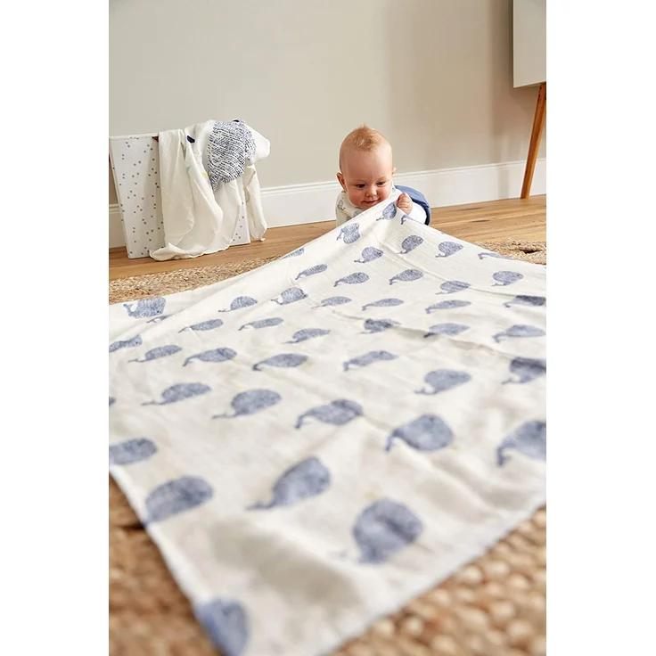 LÄSSIG Mulltücher Heavenly Soft Swaddle L, Little Water Whale - LÄSSIG 1312001452 – Bild 9