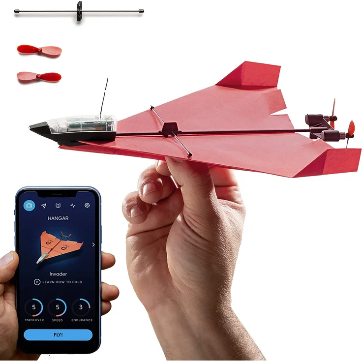 POWERUP 4. 0. Smartphone gesteuertes Papierflugzeug Set der nächsten Generation. Einfache Handhabung durch Autopilot Funktion und integriertes Gyroskop. Für alle Hobbyflieger und begeisterten Piloten. – Bild 1
