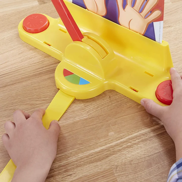 Hasbro Pie Face Kanone, lustiges Partyspiel, sahnestarkes Familienspiel, Gemeinschaftsspiel für den Kindergeburtstag, wer bekommt die Sahne ins Gesicht? 2 oder mehr Spieler, ab 5 Jahren – Bild 11