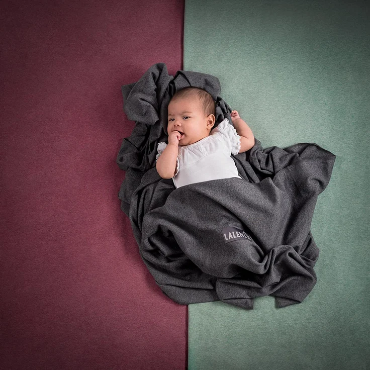 Laleni Tragetuch Baby Neugeborene aus 100% Bio-Baumwolle - Babytragetuch bis 15 kg mit ergonomischer Passform, Einfach Anzuziehen für Mütter und Väter, Waschmaschinengeeignet - Grün – Bild 3