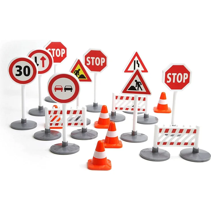 Lena 04440 - Verkehrszeichen Set mit 17 Teilen, mit 9 Verkehrsschilder ca. 16 cm, 5 Pylonen und 3 Bauzäunen, optimal für Lena Spielfahrzeuge Truxx, Worxx, Truckies, EcoAktives, Aktive und andere - Preisvergleich – Bild 2