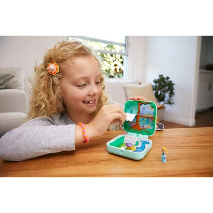 Polly Pocket GDK79- Verborgene Schätze Schmetterlingswald Schatulle, Puppen Spiezeug ab 4 Jahren – Bild 11