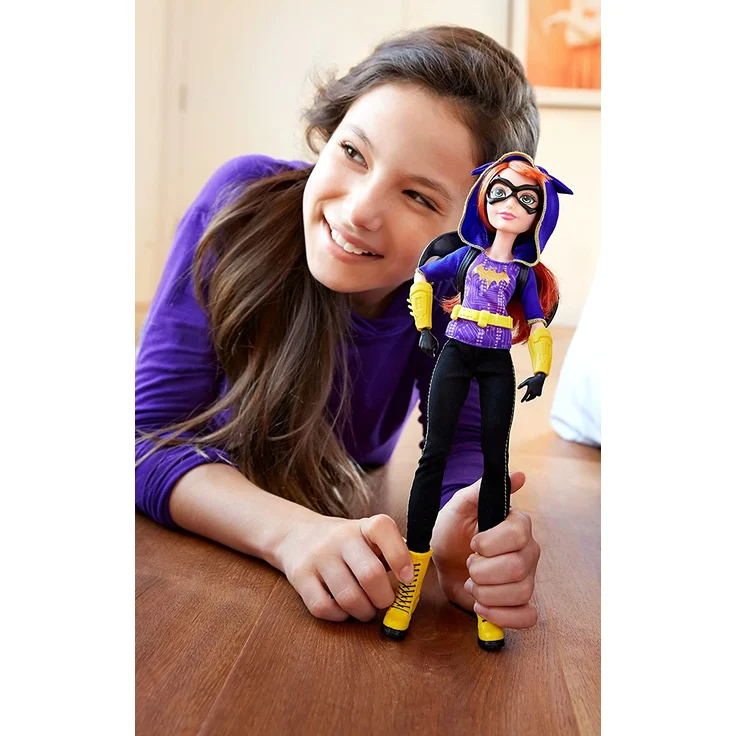 Mattel DLT64 - DC Super Hero Girls Batgirl Action Puppe, 30 cm – Bild 2