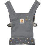 Ergobaby Puppentrage Kinder-Spielzeug, Tragetasche für Baby Puppe, Puppentragetasche aus 100% Baumwolle, Doll Carrier Chalkboard