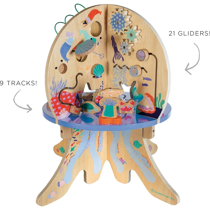 Manhattan Toy Deep Sea Adventure Aktivitätszentrum für hölzerne Kleinkinder mit klappernden Muscheln, sich drehenden Zahnrädern, Segelflugzeugen und Perlenläufen – Bild 3