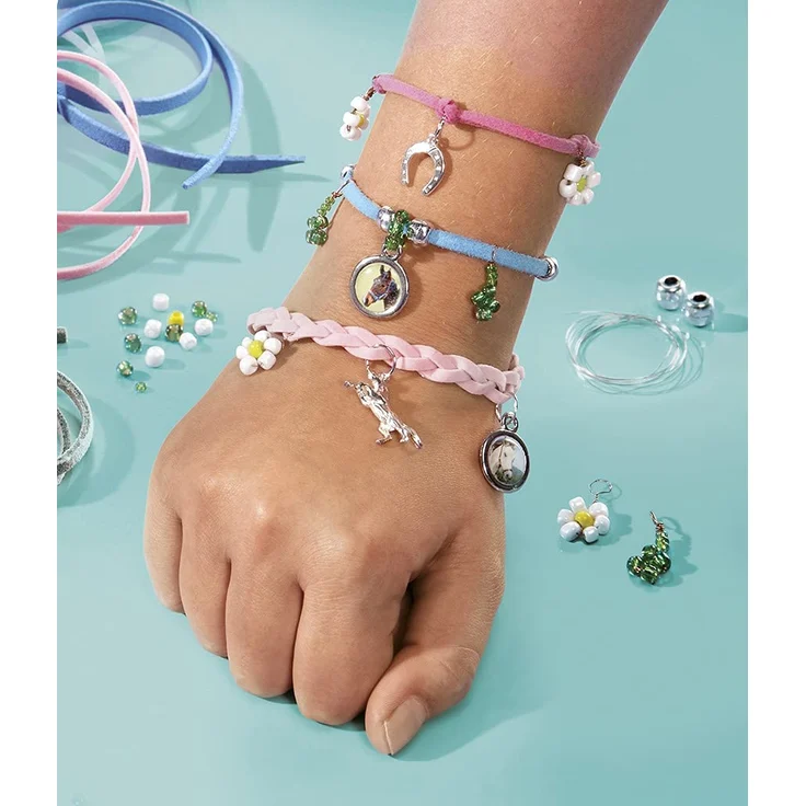 Totum Creativity Pretty Pony - Bastle deine eigenen Armbänder mit verschiedenen Pferdeanhängern und Perlen – Bild 3