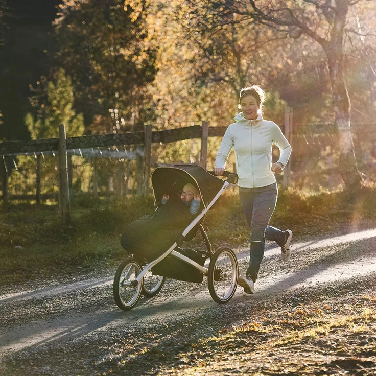 Thule 'Glide2' Sportkinderwagen Jet Black 2020 – Bild 2