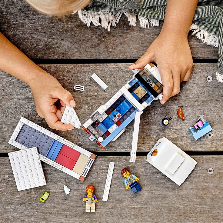 LEGO City Ferien-Wohnmobil 60283 – Kreatives Bauspielzeug für Kinder ab 5 Jahren, 190 Teile – Bild 14
