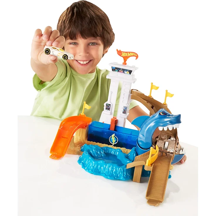 Hot Wheels BGK04 - City Color Shifters Hai-Attacke Spielset, Spielzeug Autorennbahn ab ab 4 Jahren – Bild 2