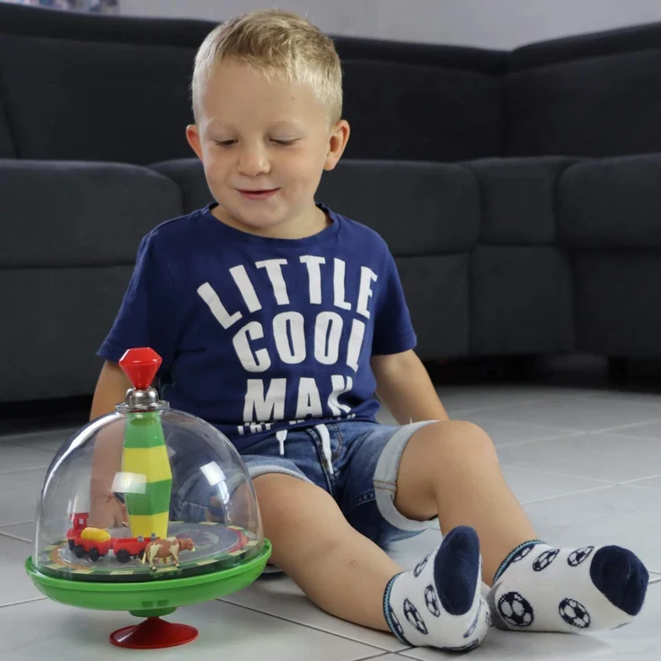 alldoro 68020 - Bauernhof Farm Panoramakreisel Ø 19 cm, Pumpkreisel mit Sound, Schwungkreisel mit Standfuß, Musikkreisel mit Traktor, klassischer Spielzeugkreisel, Kreisel für Kinder ab 18 Monate – Bild 4
